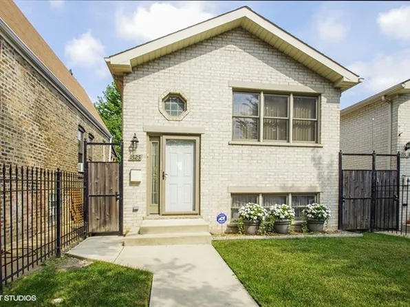 1525 N Ridgeway Ave, Chicago, IL 60651