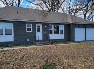 629 S Troost St, Olathe, KS 66061