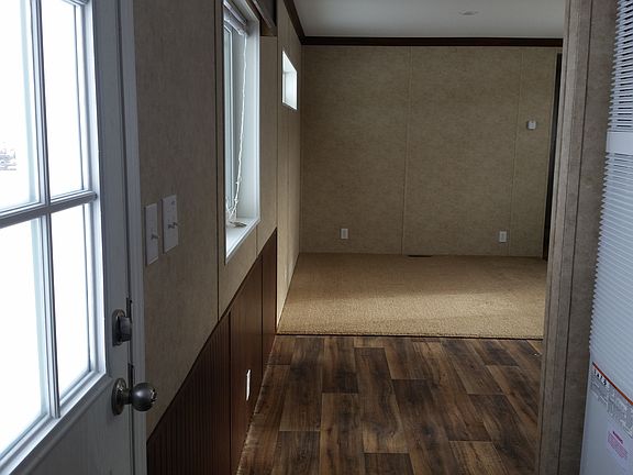 5th image of 443 Valley View Ln Lot 14