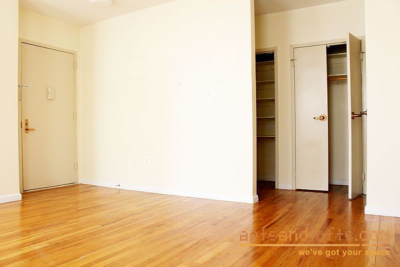 1st image of 330 Chauncey St APT 2A