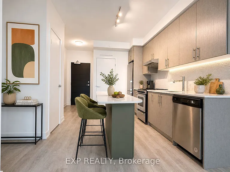 212 King William St #1207 — Photo 8