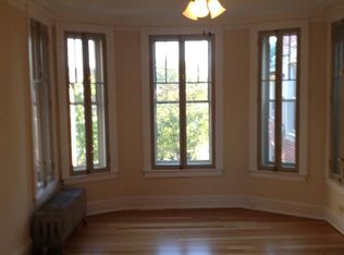 326 Washington Blvd APT 1E, Oak Park, IL 60302