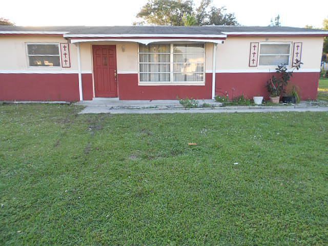 1st image of 15004 SW Seminole Dr