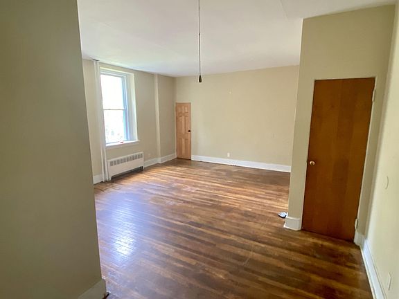4th image of 22 Terrace St #14340101