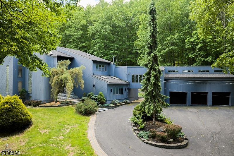 1st image of 16 Perona Rd