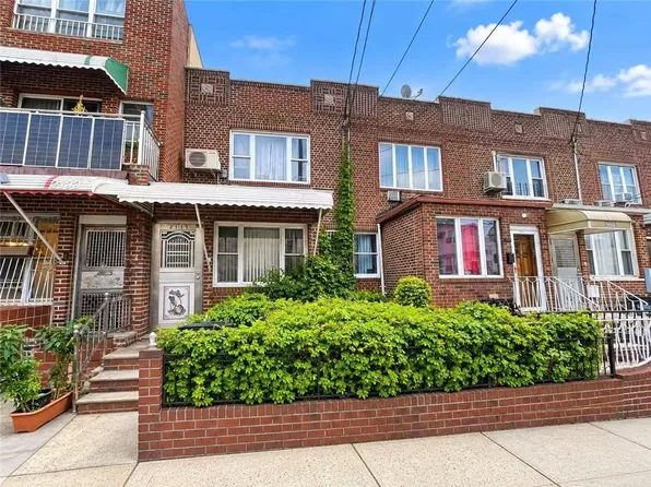 2135 W 7th St, Brooklyn, NY 11223
