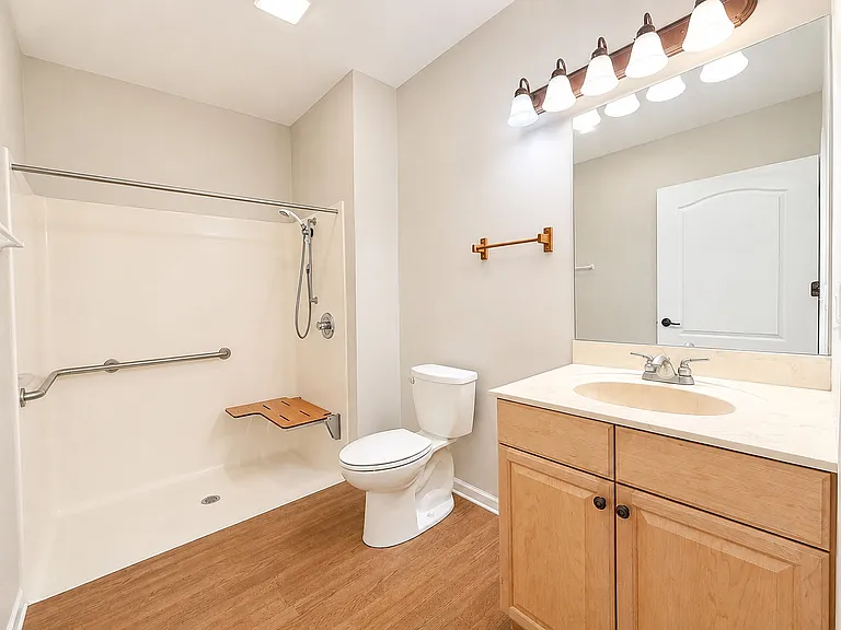 2421-2455 Homewood Ave #2449 — Photo 6
