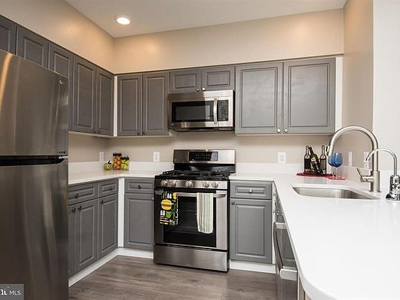 3rd image of 2204 Westcourt Ln APT 118
