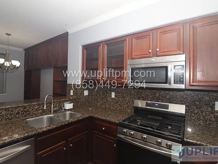 4300 Newton Ave #65 — Photo 24