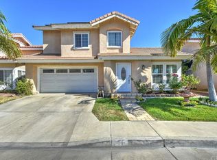 221 Kenton Dr, Santa Ana, CA 92704