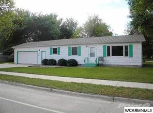 800 S 4th St, Marshall, MN 56258