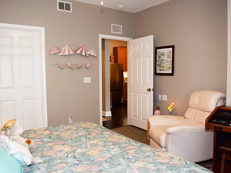 BEDROOM #2 ENTRY
