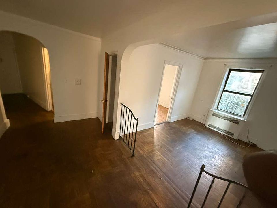 1st image of 4755 White Plains Rd APT 3F