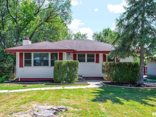 1924 W Austin Dr, Peoria, IL 61614
