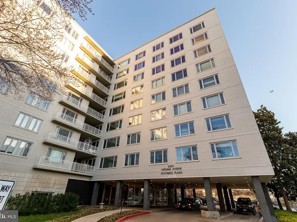 2475 Virginia Ave NW #915, Washington, DC 20037