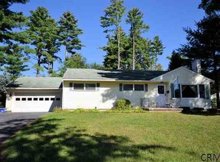 3 Reservoir Dr, Queensbury, NY 12804