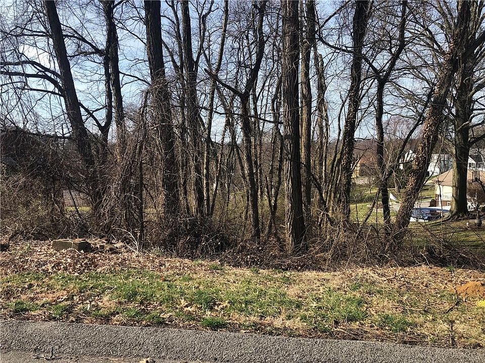 2nd image of LOT Braddock Dr