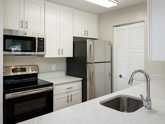 2nd image of 12840 Locbury Cir #3L