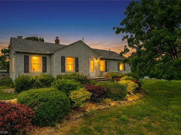 3747 Cook Rd, Rootstown, OH 44272