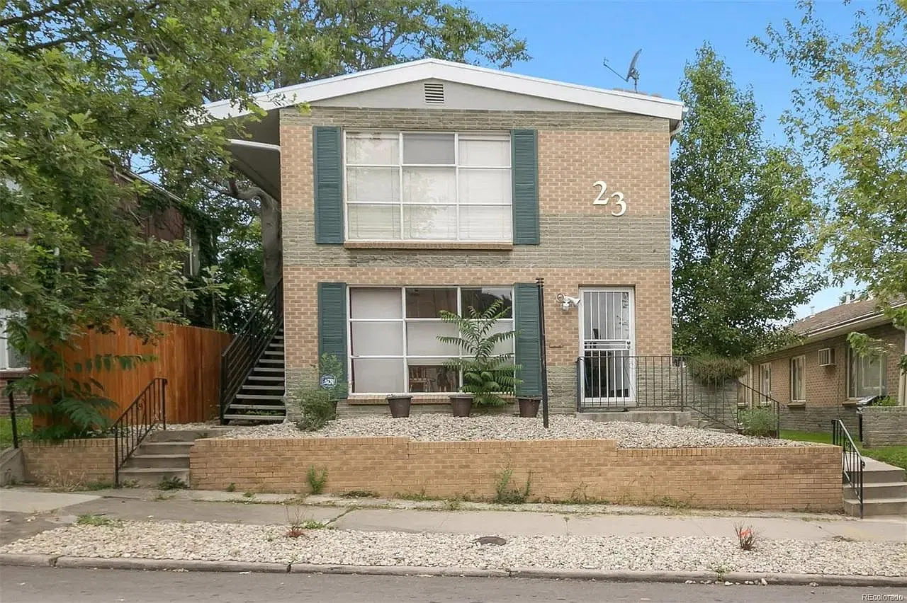 23 N Clarkson St — Photo 1