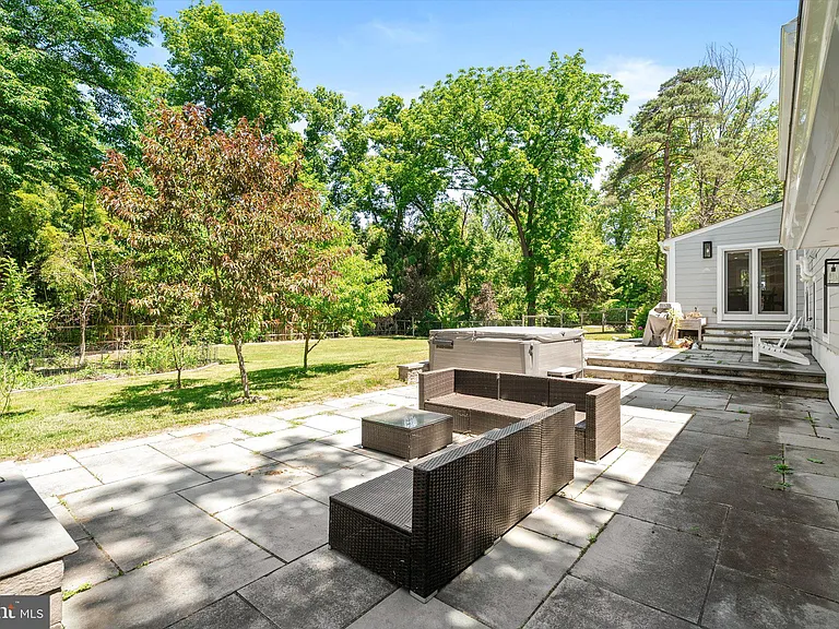 23 Linwood Cir — Photo 29