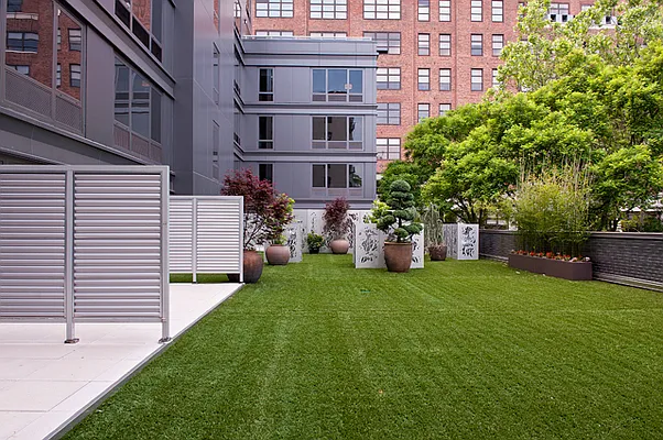 Rented by CORE | media 29