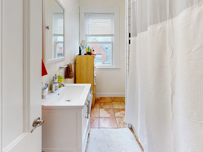 27 Cypress St — Photo 10