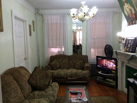 3rd image of 17 Olean Ave