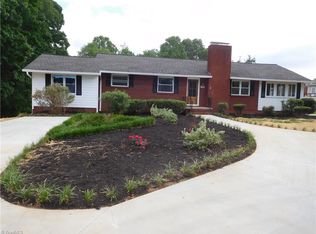 3545 Milhaven Rd, Winston Salem, NC 27106