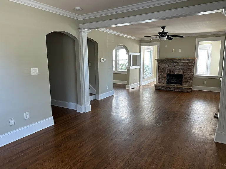 Downstairs living room (unfurnished)