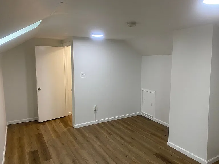 138 Hampshire Dr — Photo 26