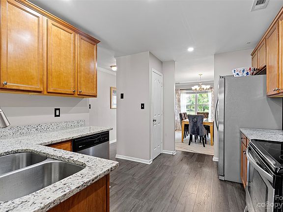 5th image of 12821 Settlers Trail Ct