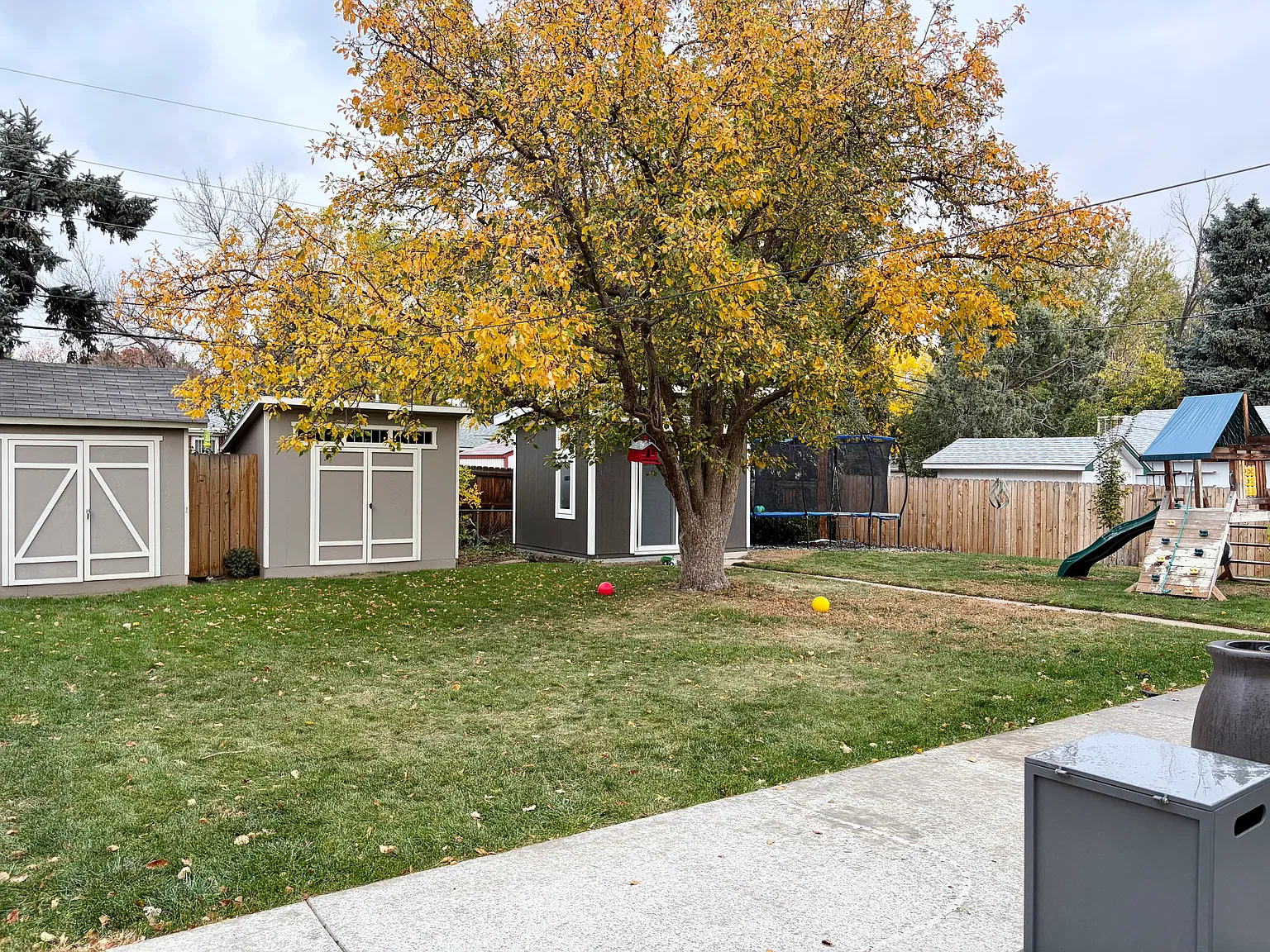 3 bed, 1.5 bath, 1189 sqft, $2,800 — Photo 4