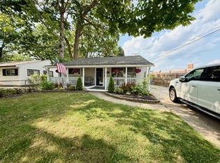632 W Garfield Ave, Hazel Park, MI 48030