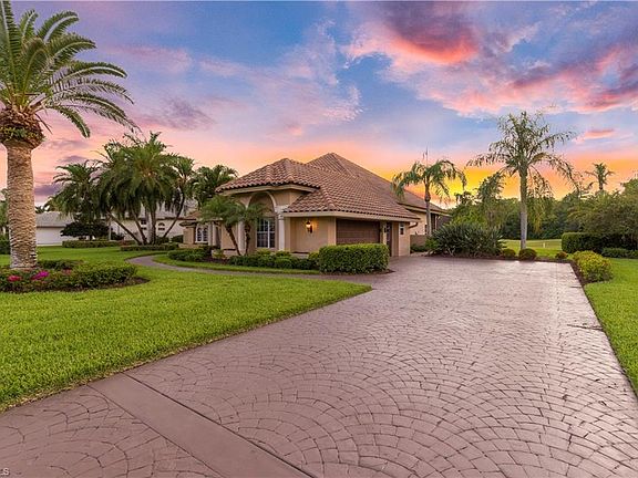 3rd image of 12451 Water Oak Dr