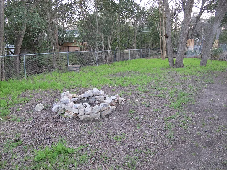 7 Scott Cres — Photo 14