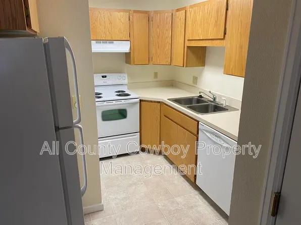 1657 N 5th St, Laramie, WY