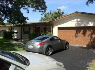 961 SW 68th Ave, Fort Lauderdale, FL 33317