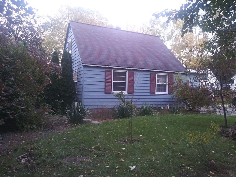 Nice front yard