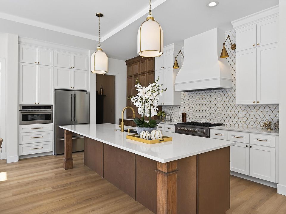 1st image of 14759 McGinty Rd W