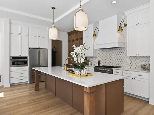 14759 McGinty Rd W, Wayzata, MN 55391