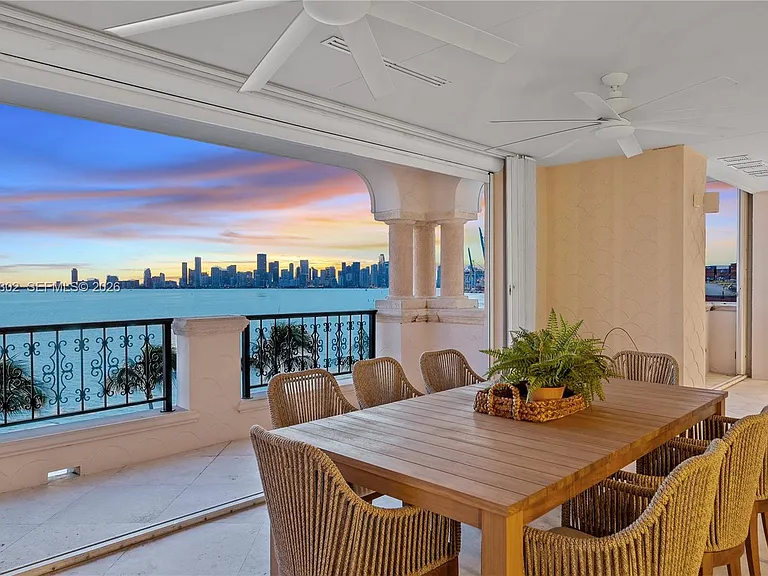 5242 Fisher Island Dr #5242 — Photo 3