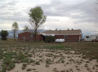 8001 S Hedrick Ln, Willcox, AZ 85643