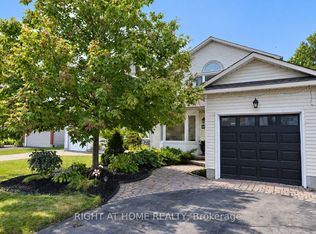 672 Farmbrook Cres, Ottawa, ON K4A2L1