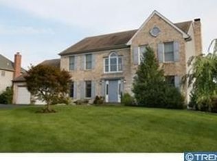 29 Taylors Farm Dr, Newark, DE 19711