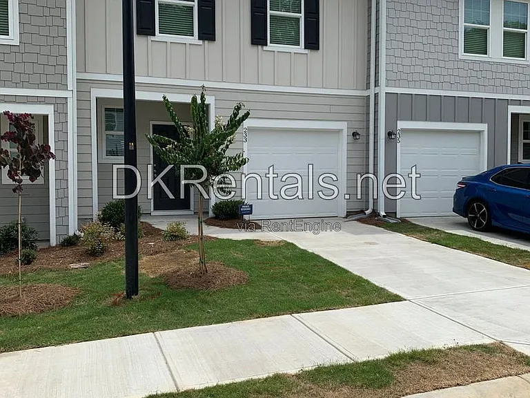 242 Grand Central Way — Photo 1