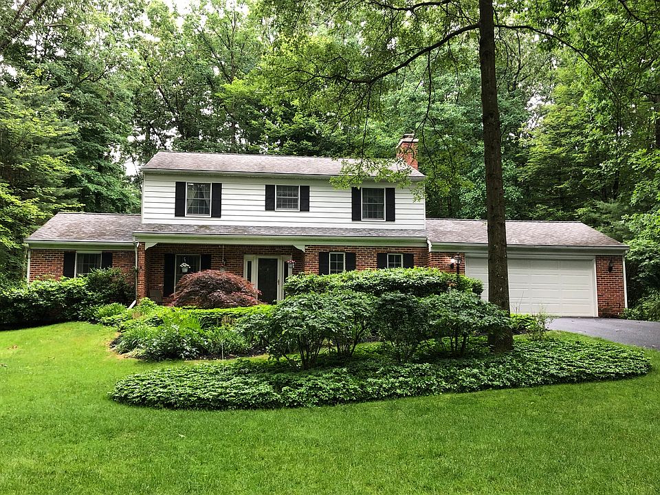 1st image of 656 Crandall Dr