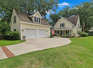7 Mossy Oaks Ln, Hilton Head Island, SC 29926