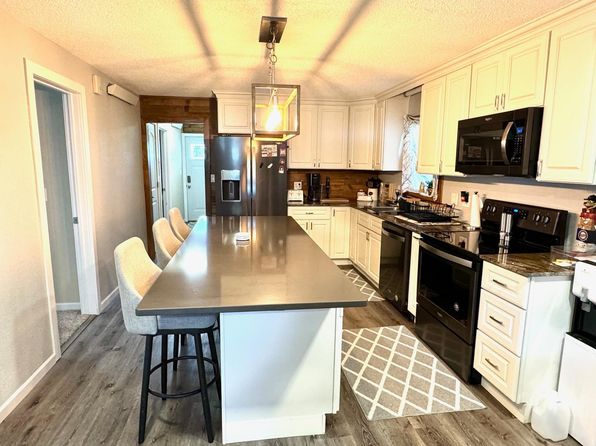 528 2nd Ave S, Erskine, MN 56535