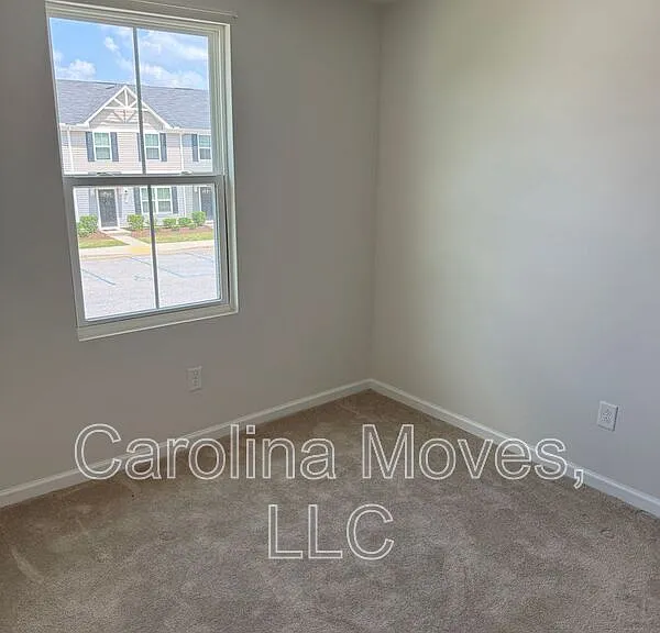 126 Fernside Ct — Photo 18